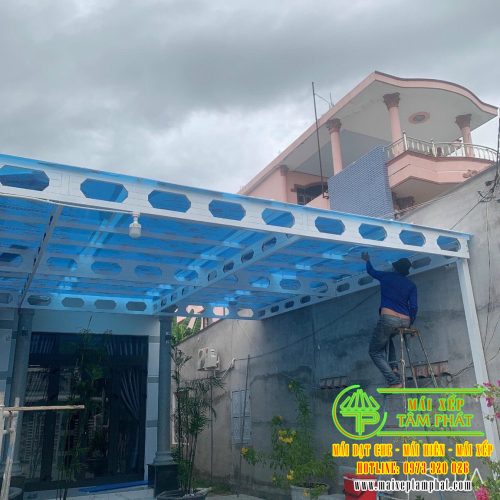 Mái che nhựa Poly lấy sáng