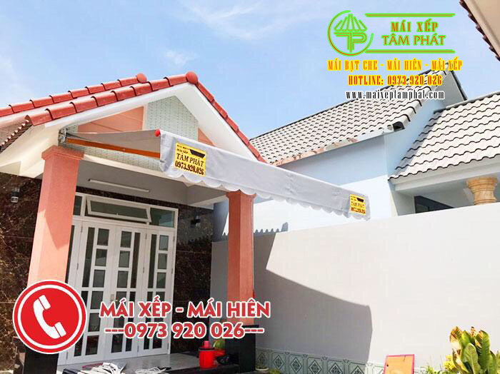 Mái hiên di động quay tay