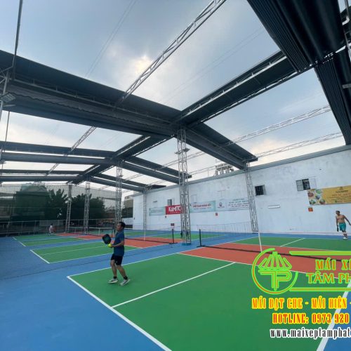 Mái bạt xếp di động che sân Pickleball