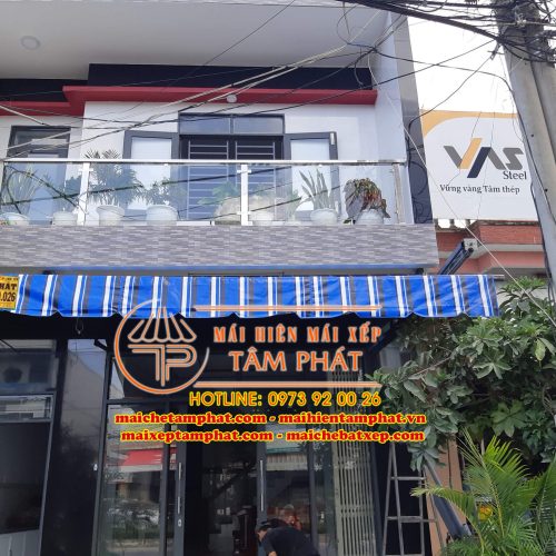 mái hiên di động quay tay